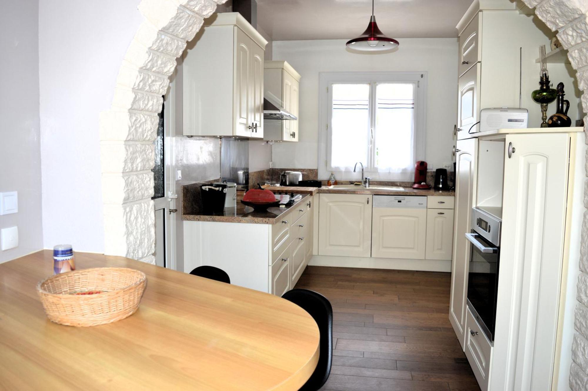 Holiday home Le Caprice De La - Maison Avec Veranda, Jardin Luc-sur-Mer